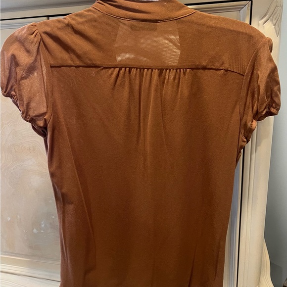 Cute top worn once. Smoke free immaculate home - Picture 2 of 2